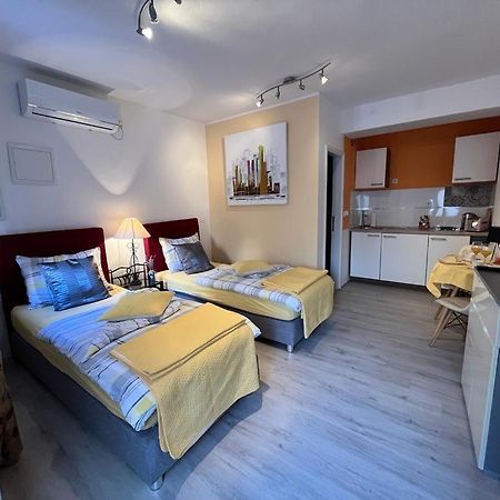 Titius Apartment Skradin Esterno foto